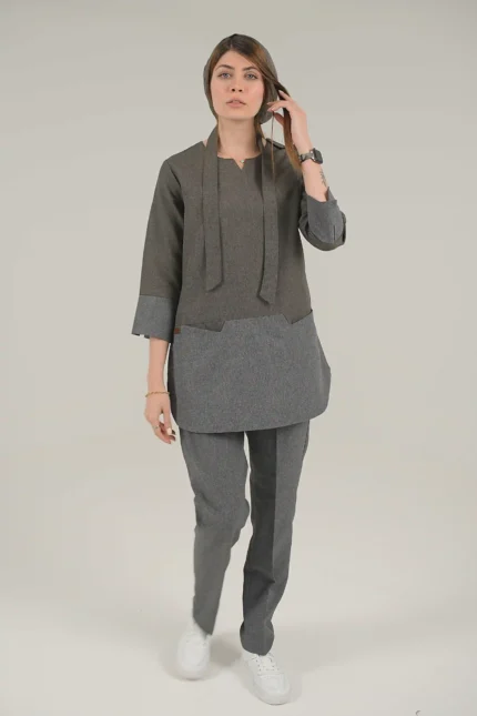 اسکراب زنانه آستین سه ربع طوسی - شکلاتی (دو رنگ)