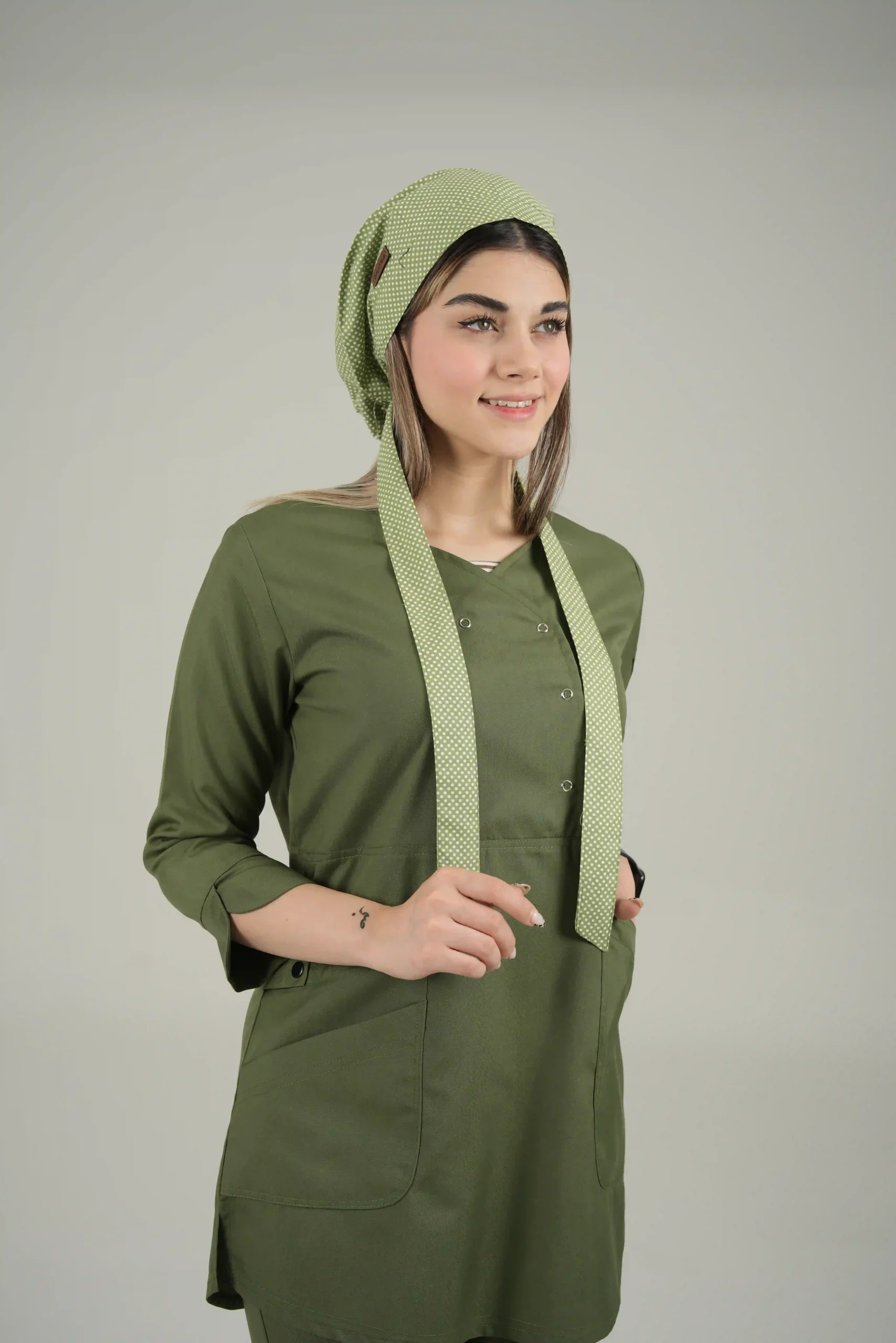 1000252378 کلاه جراحی سبز طرح خالدار مدل کراواتی - Image 1