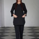 اسکراب زنانه آستین سه ربع مشکی پرشیا