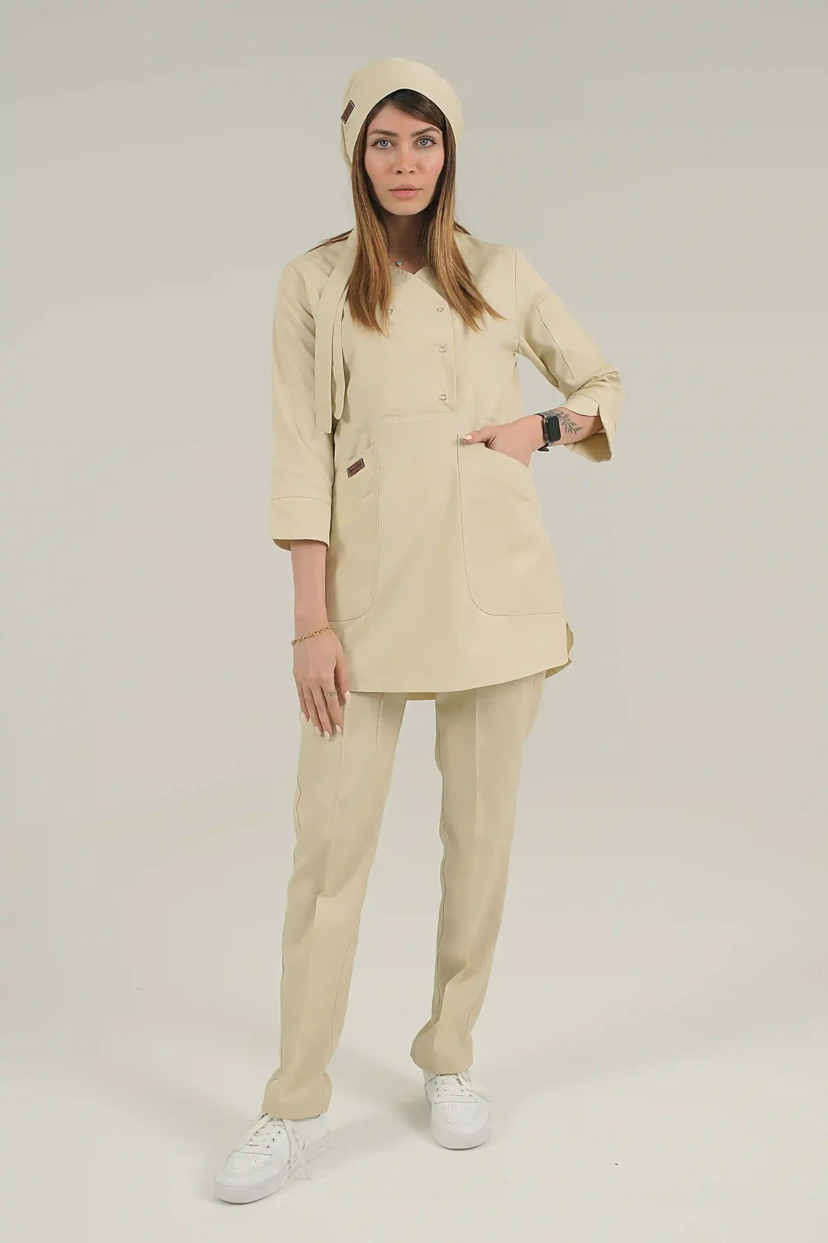 1000244416 اسکراب زنانه آستین سه ربع کرم - Image 1