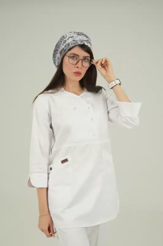 اسکراب پزشکی زنانه تک